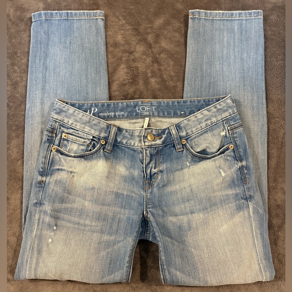 🩵LOFT • Modern Slim lightly distressed jeans • 27/4P • GUC - Picture 6 of 10